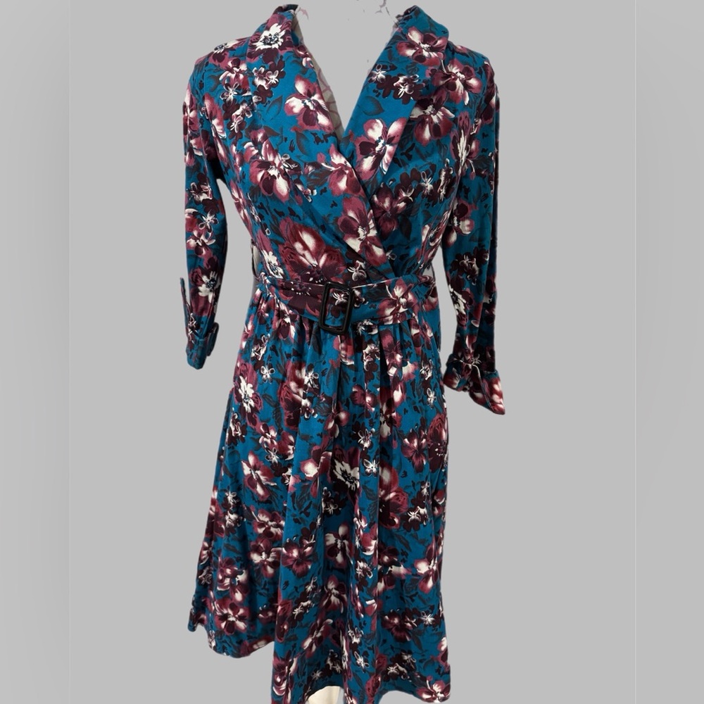 Casual Pink and Red Wrap Dress with Notched Collar